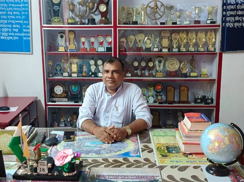 Pradhan Acharya